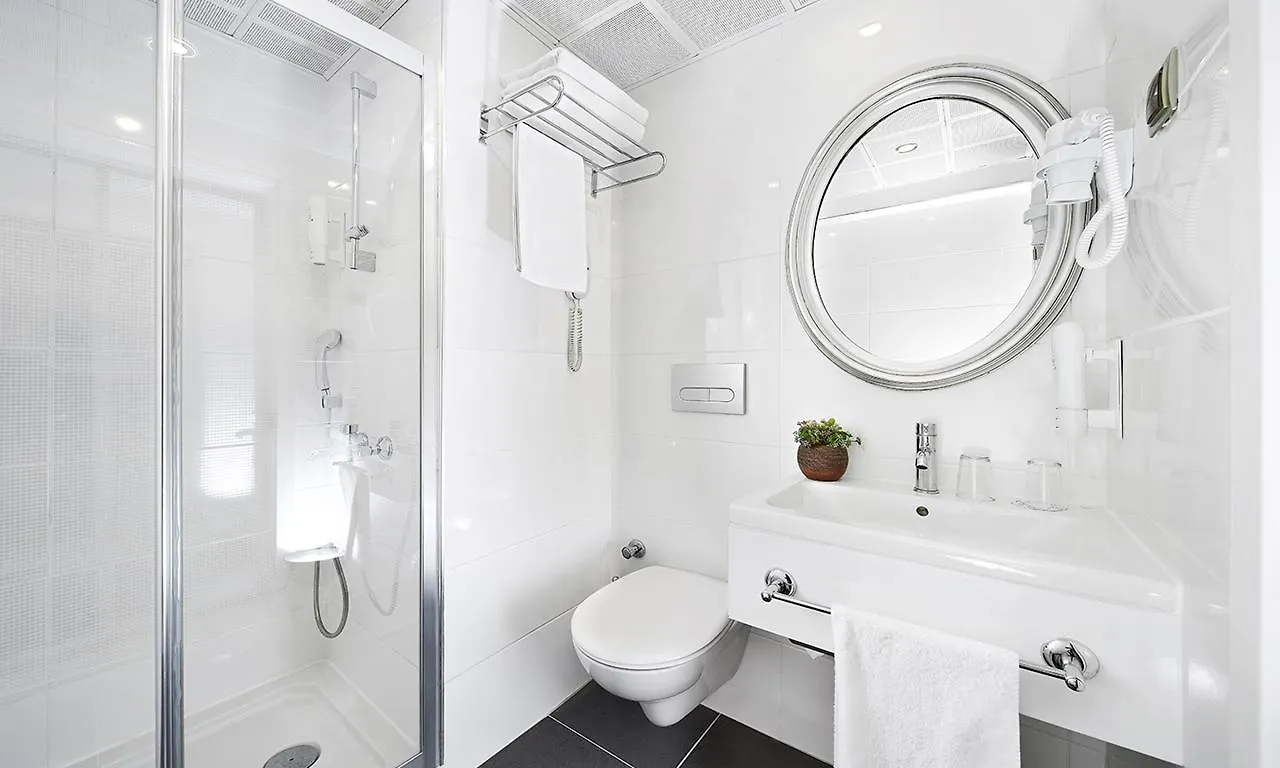 Sunconnect Grand Ideal Premium Hotel