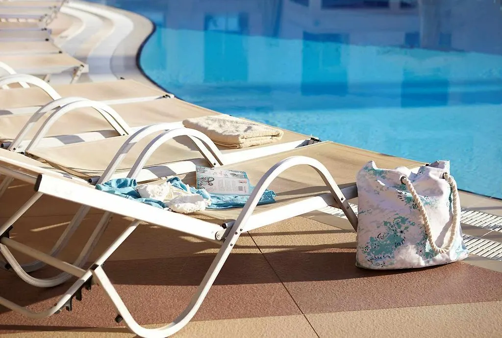 Sunconnect Grand Ideal Premium Hotel